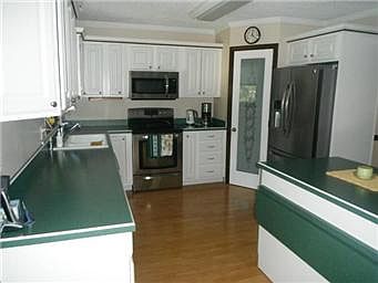 5th image of 3925 S Maybrook Ave