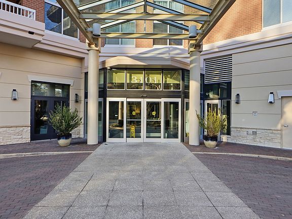5th image of 3101 Hampton Dr #608