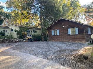 31 Chetelat Dr, Ashford, CT 06278
