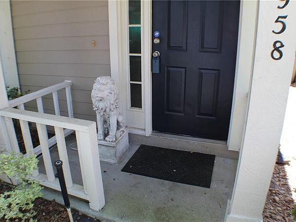 2nd image of 958 Sykes Ct #104
