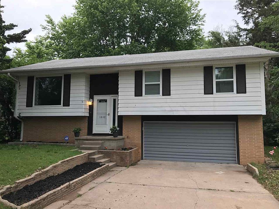 1st image of 1312 N D St