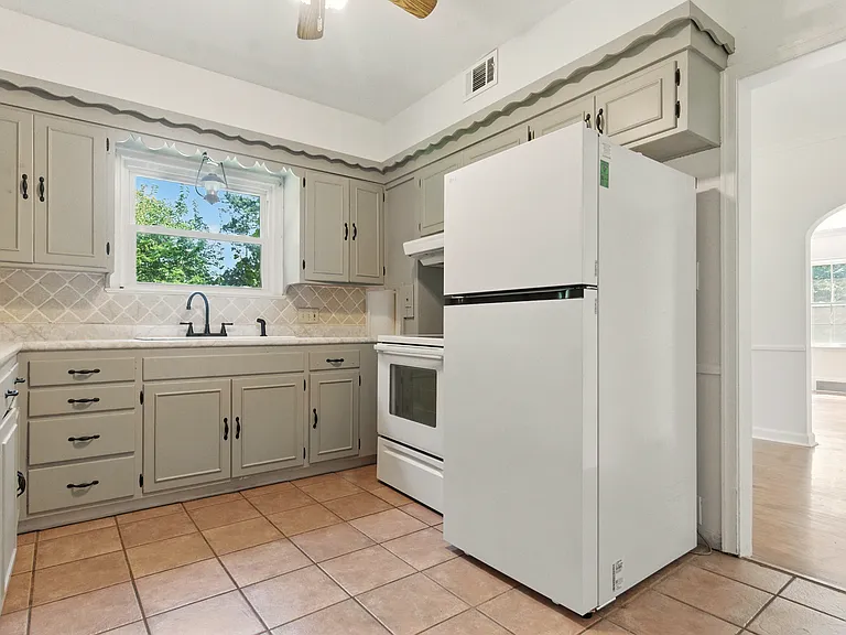6206 Terrydale St — Photo 21