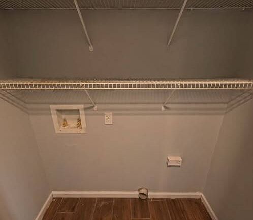 3rd image of 1294 Bee St N