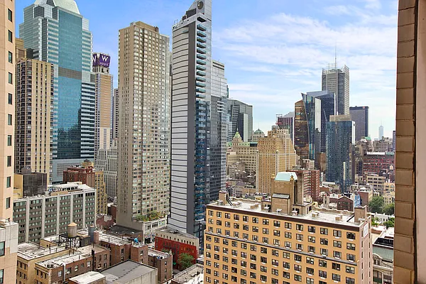 Sold by Corcoran | media 16