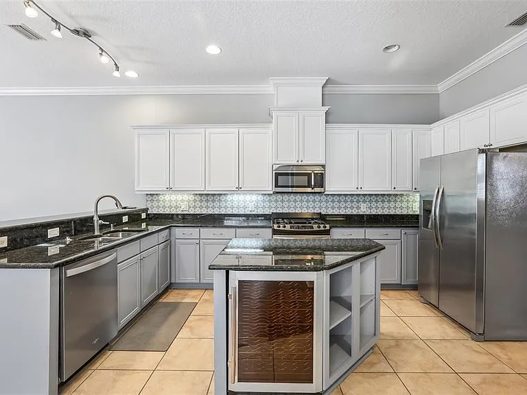502 S Lincoln Ave — Photo 16