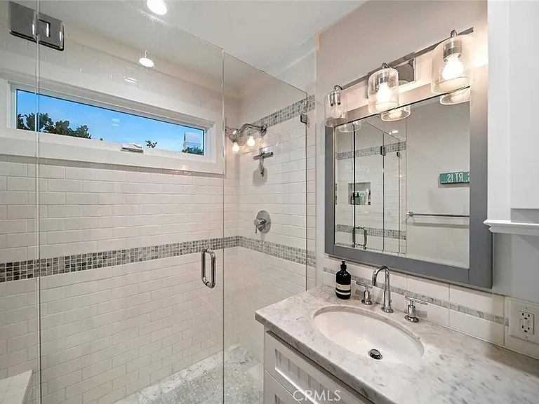 45 Emerald Bay — Photo 20