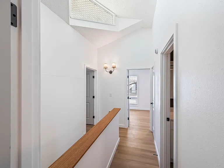 1107 Westwood Ave — Photo 5
