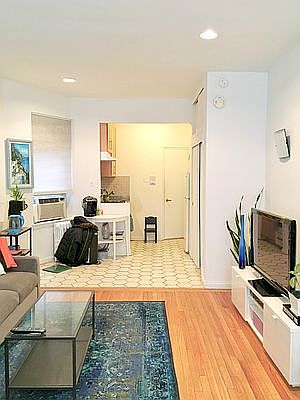 4th image of 224 E 27th St APT 4C