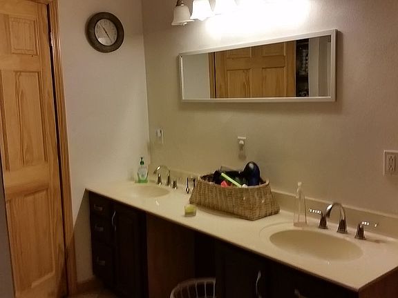 Double Vanity sink 