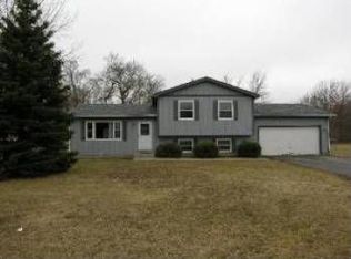 10541 Marc Ct, Beach Park, IL