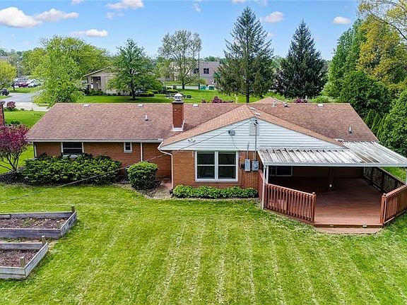 2nd image of 56 Williamsburg Ln