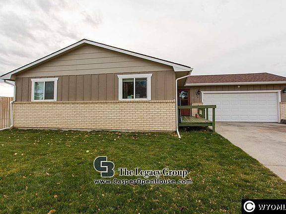 2nd image of 4420 Trails End