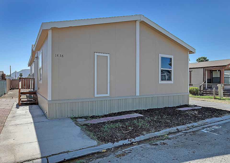 1st image of 1838 Quintearo St