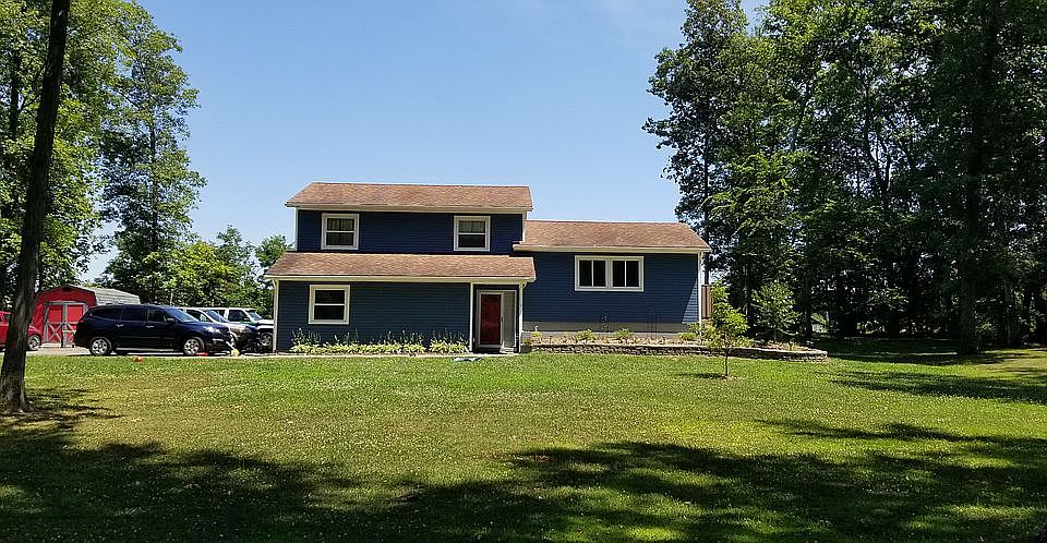 1st image of 9740 Briarwood Dr