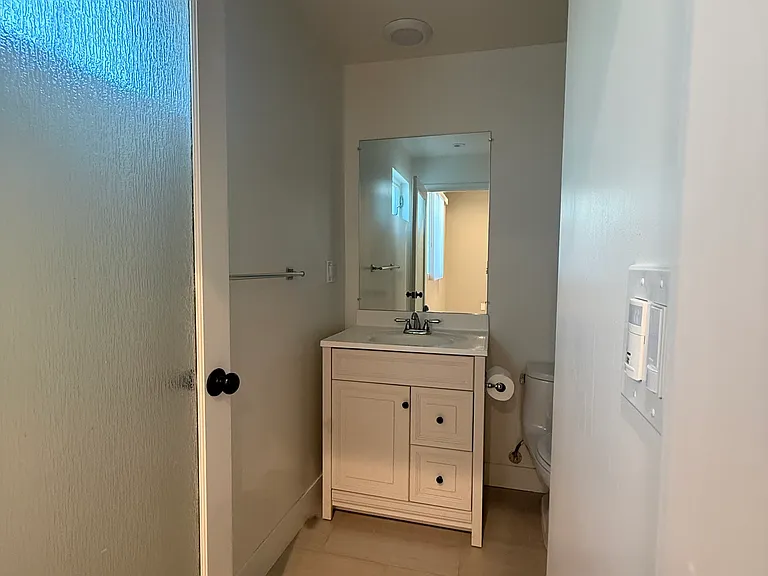 7840 Aura Ave — Photo 9
