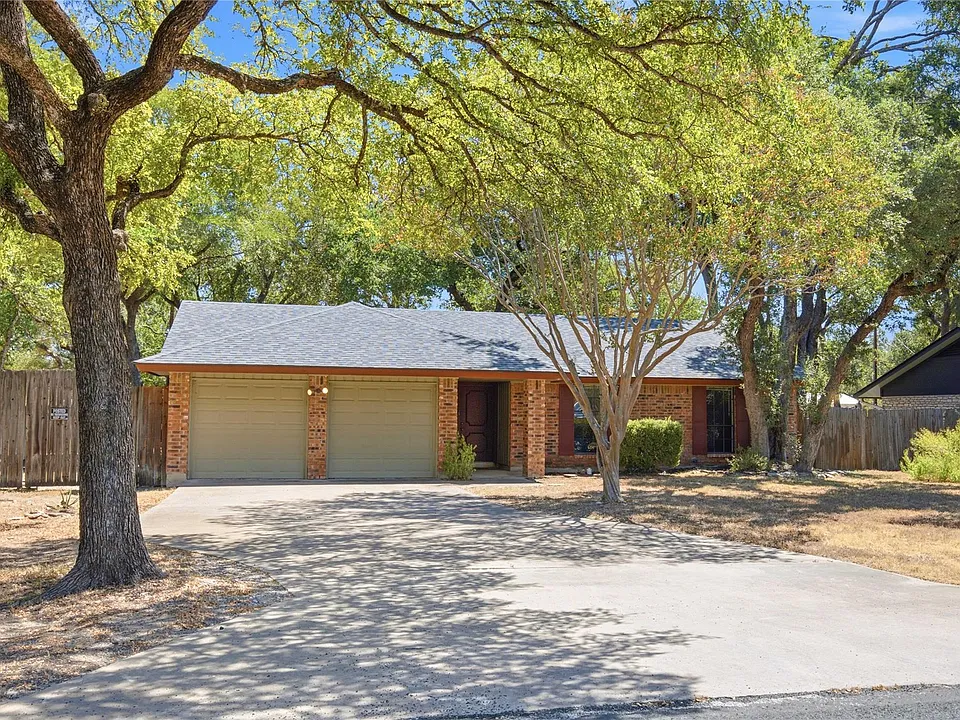 13319 Water Oak Ln