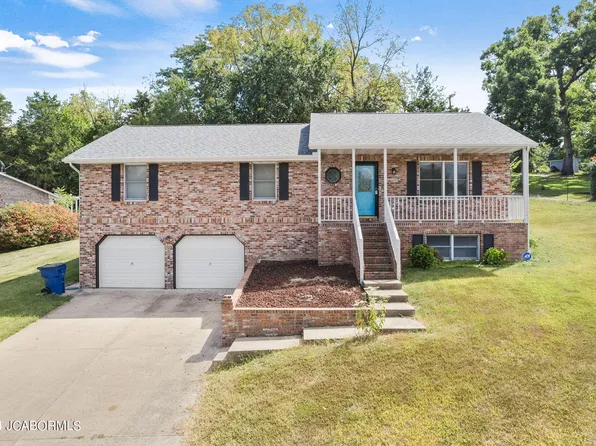 215 Gateway Dr, Jefferson City, MO 65109