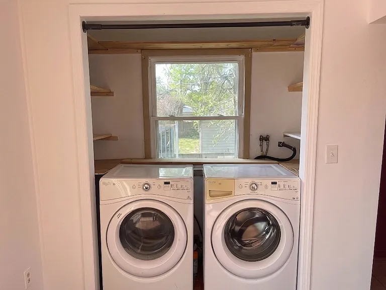 77 Goldfinch Ln — Photo 14