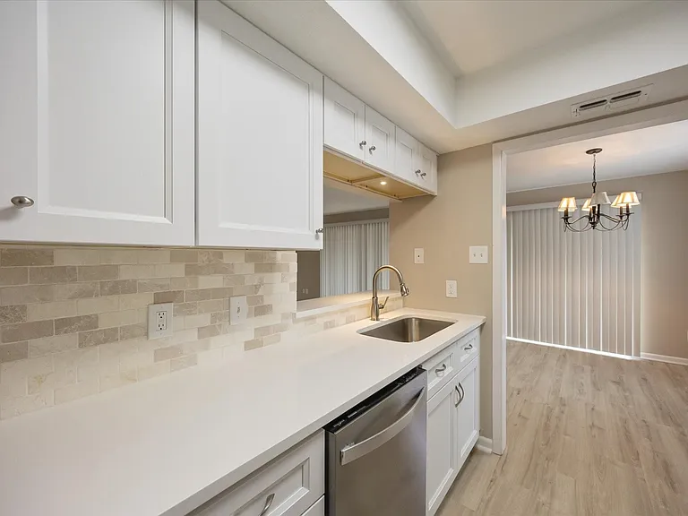 1041 Signal Ridge Pl — Photo 1