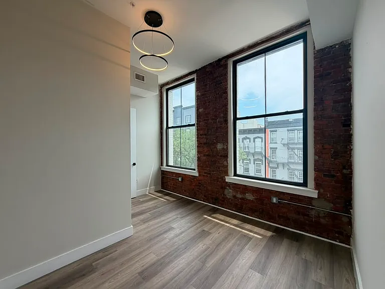 328 W Front St #300 — Photo 7