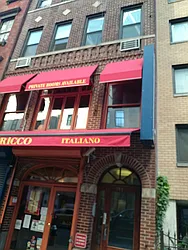 304 West 56th Street in Hell&#39;s Kitchen