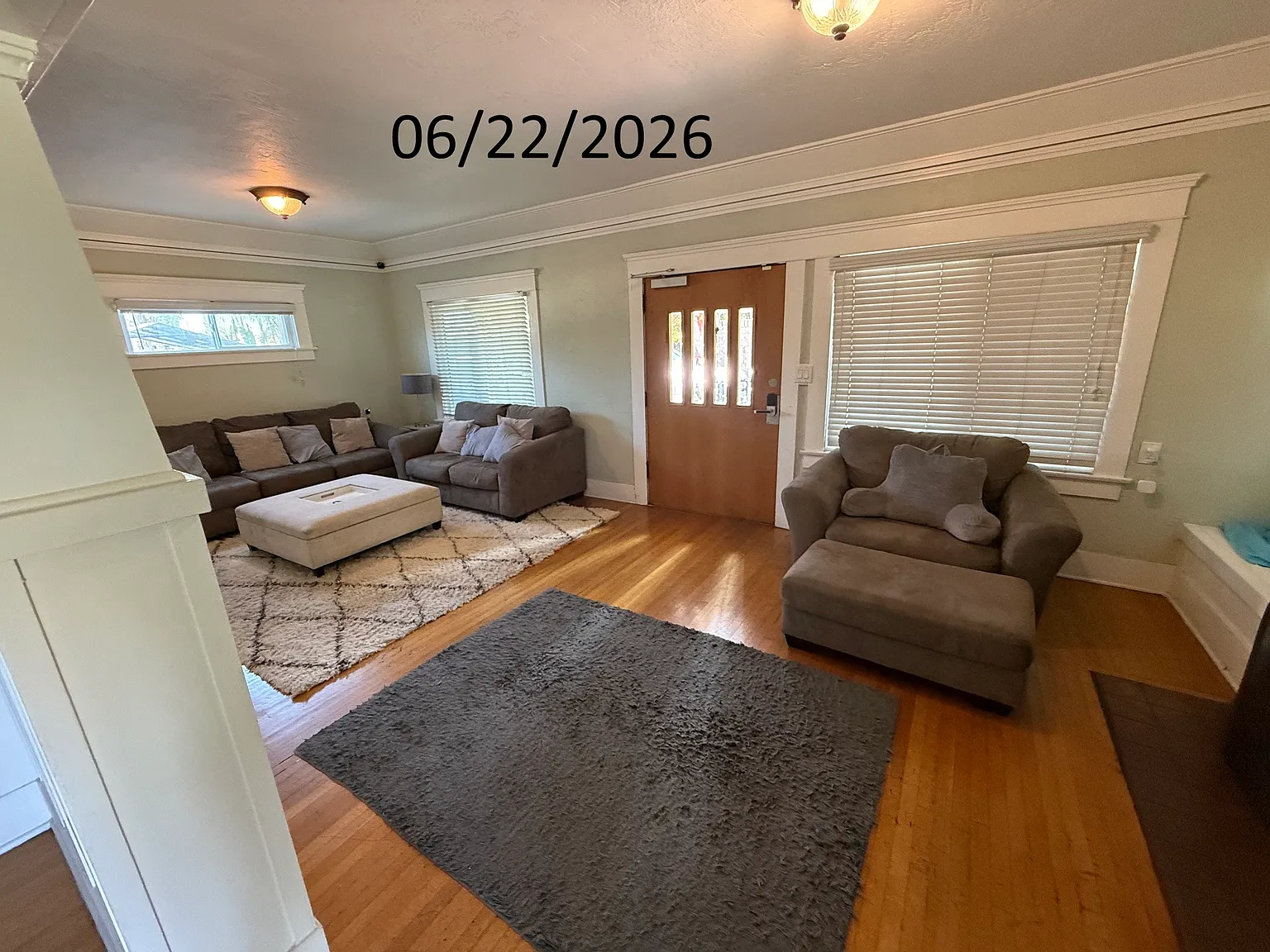6 bed, 2224 sqft, $1,150 — Photo 3
