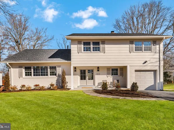 2612 Stirrup Ln, Alexandria, VA 22308