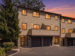 30 Chelsea Way, Bridgewater Twp., NJ 08807