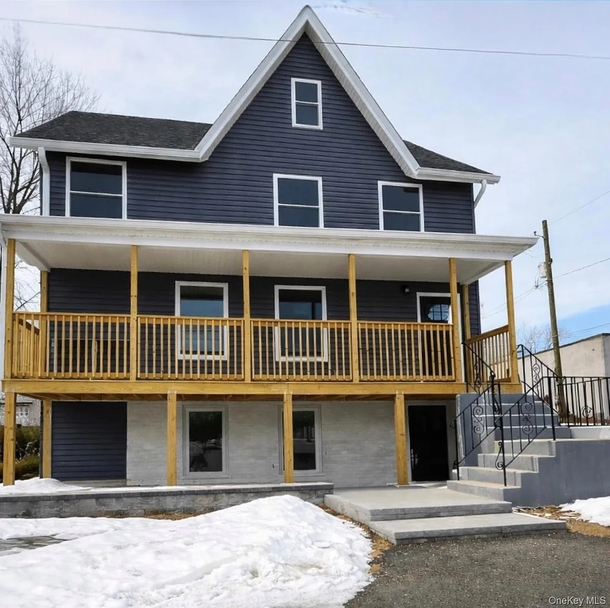 Building Photo - 19 Lee Ave #3