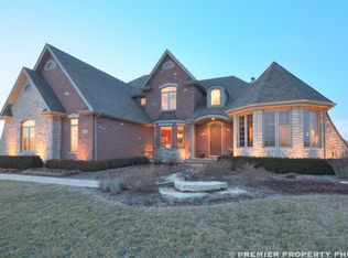 11882 Brooke Ct, Frankfort, IL 60423