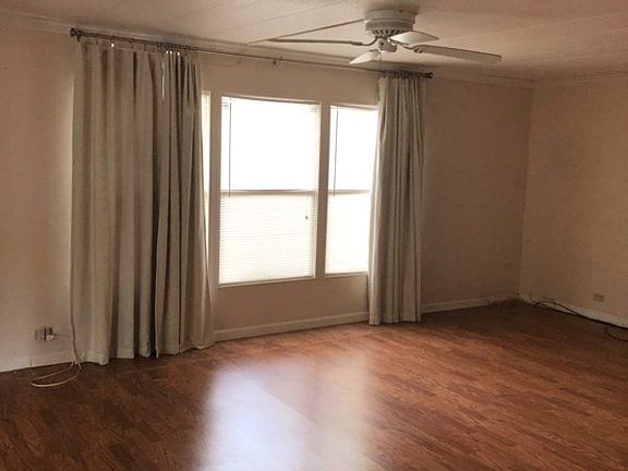 5th image of 506 W Plantation Blvd