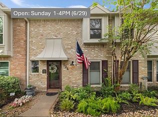 727 Bunker Hill Rd APT 104, Houston, TX 77024
