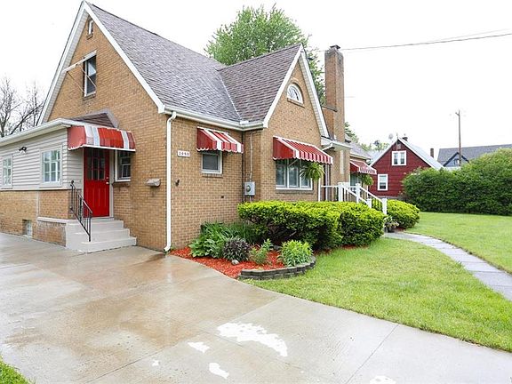 2nd image of 3489 Walden Ave