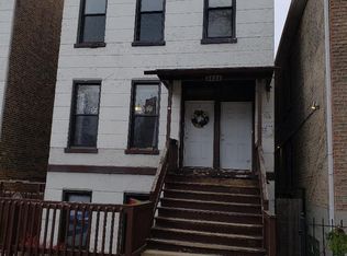3134 S Emerald Ave, Chicago, IL 60616