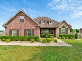 2235 Riverwater Ln, Fayetteville, AR 72703