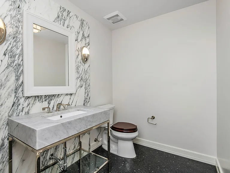 The Residences at Palisades Village — Photo 127