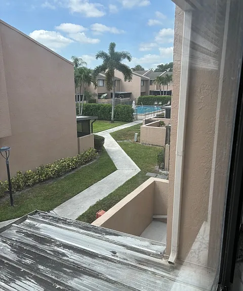 139 Sparrow Dr #3G — Photo 11