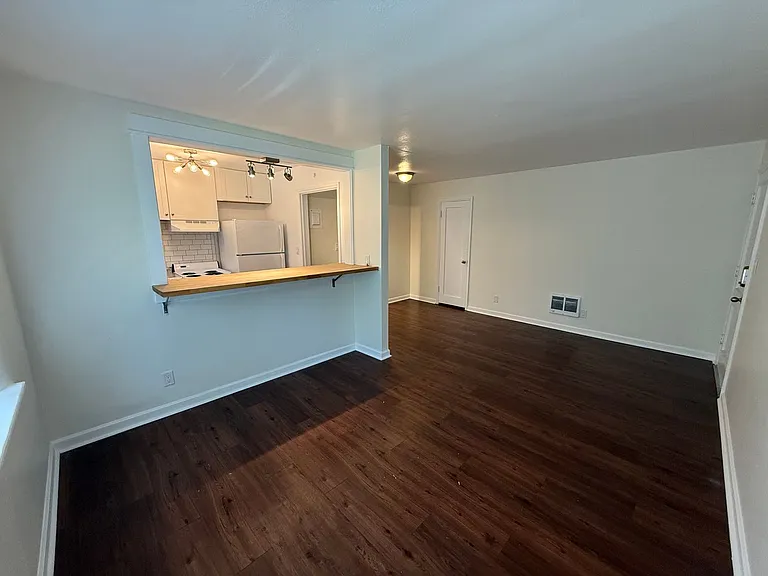 801 South Adams Street — Photo 7