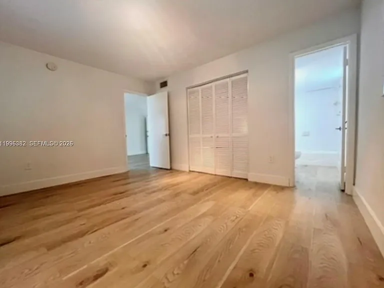 444 SW 4th St #204 — Photo 6