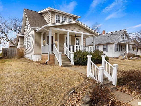 4th image of 4611 N Constantine Ave