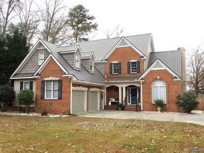 390 Indian Lake Rd, Rainbow City, AL, 35906