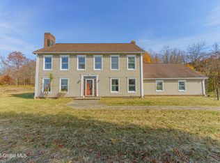 468 Snake Hill Rd, Poestenkill, NY 12140