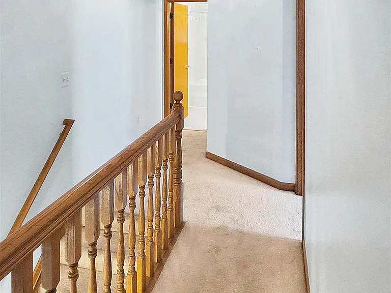 856 Neff Rd — Photo 12