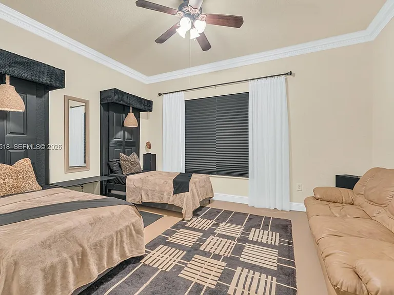 19500 SW 39th Ct — Photo 37