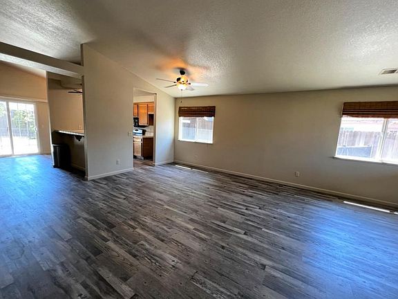 3rd image of 1423 Jubal Ct