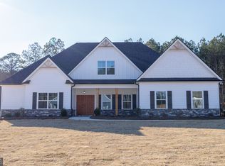 90 Maple Ln, Williamson, GA 30292