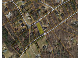 979 Swan Ln, Ruther Glen, VA 22546