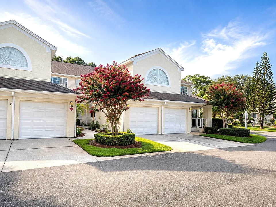 5999 Lake Pointe Dr #609