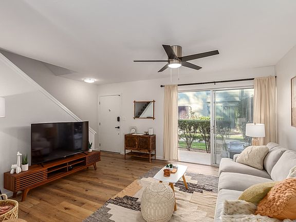 3rd image of 4620 N 68th St Unit 167