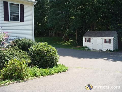 Right side with Shed View
